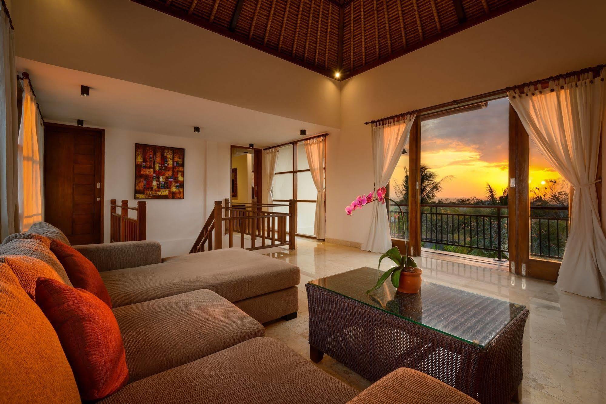 Adinda Balangan Beach Villa Jimbaran Eksteriør billede