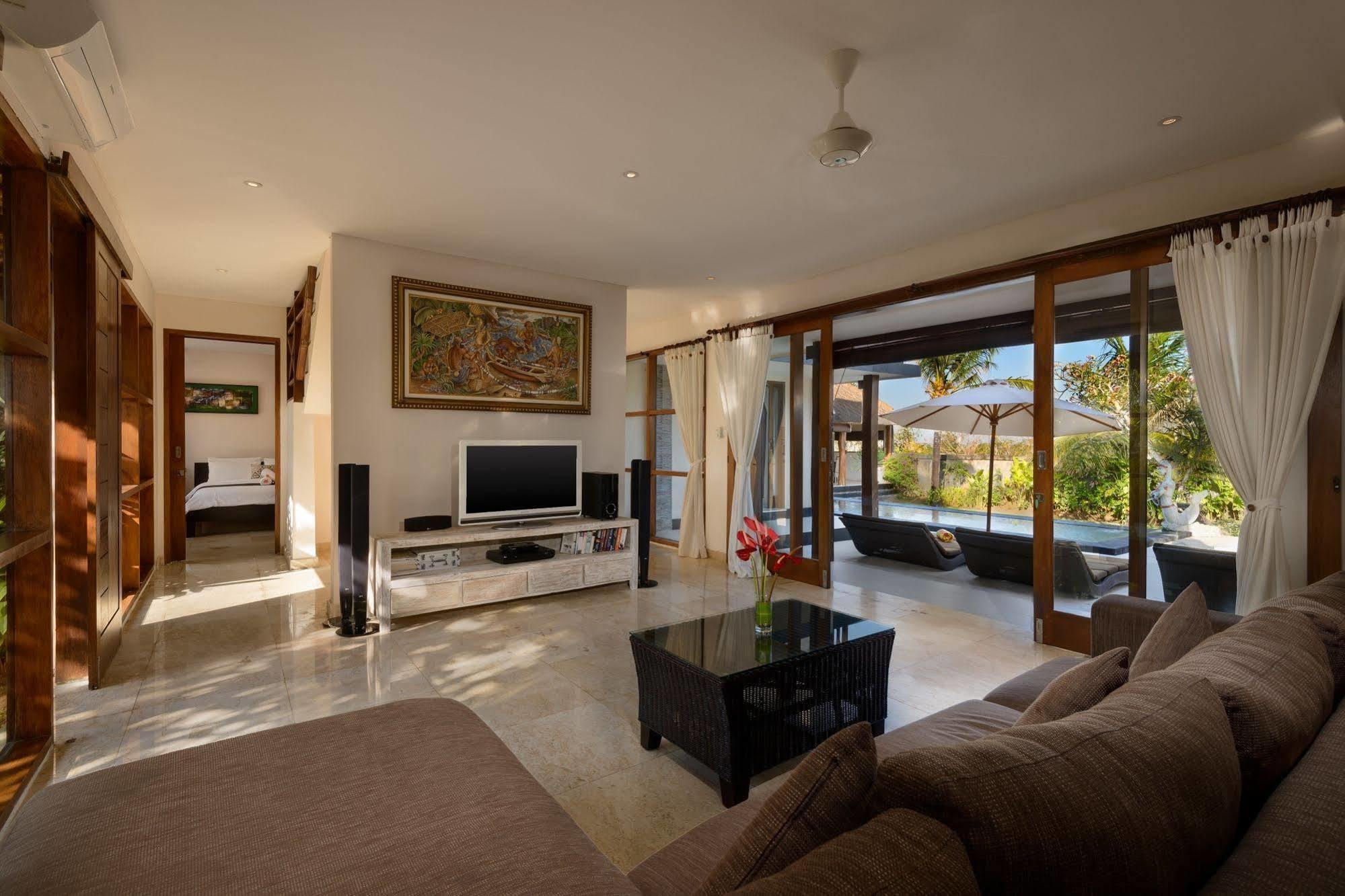 Adinda Balangan Beach Villa Jimbaran Eksteriør billede